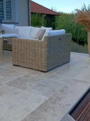 Trawertyn Ivory Classic Mix Cross Cut Szlifowany i Szpachlowany 61x61x1,2 cm