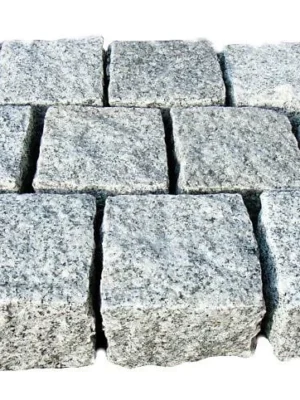 Kostka Granitowa 15/17 Surowo-łupana - Strzegomska