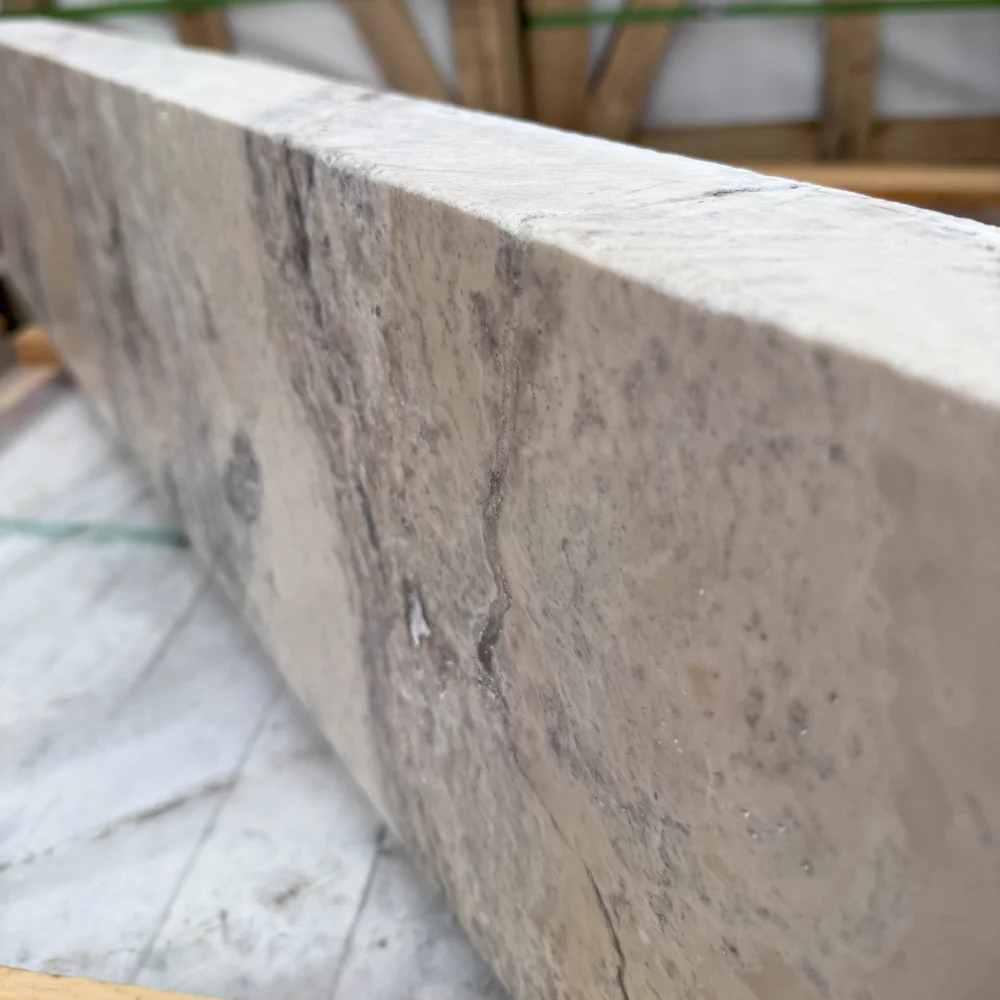 Trawertyn Obrzeże Silver Latte Greige Bębnowany Szlif 100x20x6 | Opornik - obrazek 4