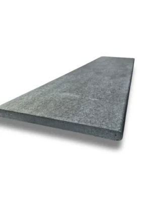 Stopnica Płomieniowana G690 Bazalt polerowana bullnose 160x40x3 cm