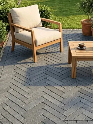 Kostka Brukowa Kadappa Black Limestone Bębnowana 5x20x5 cm
