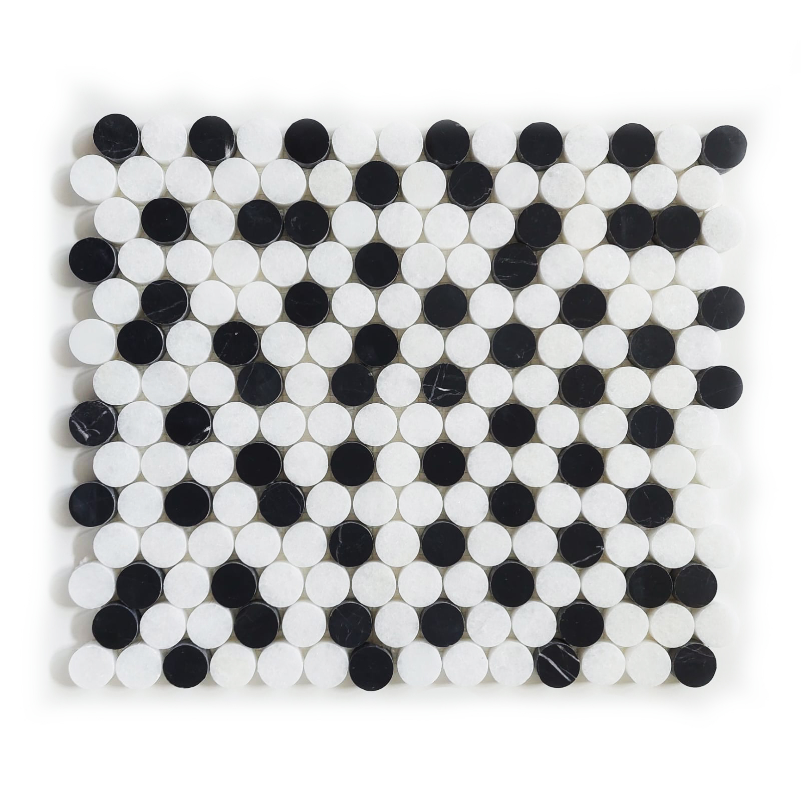 Mozaika marmurowa kółka z białego marmuru Bianco Neve i czarnego Black Silk, grubość plastra 1 cm, wykończenie szlifowane